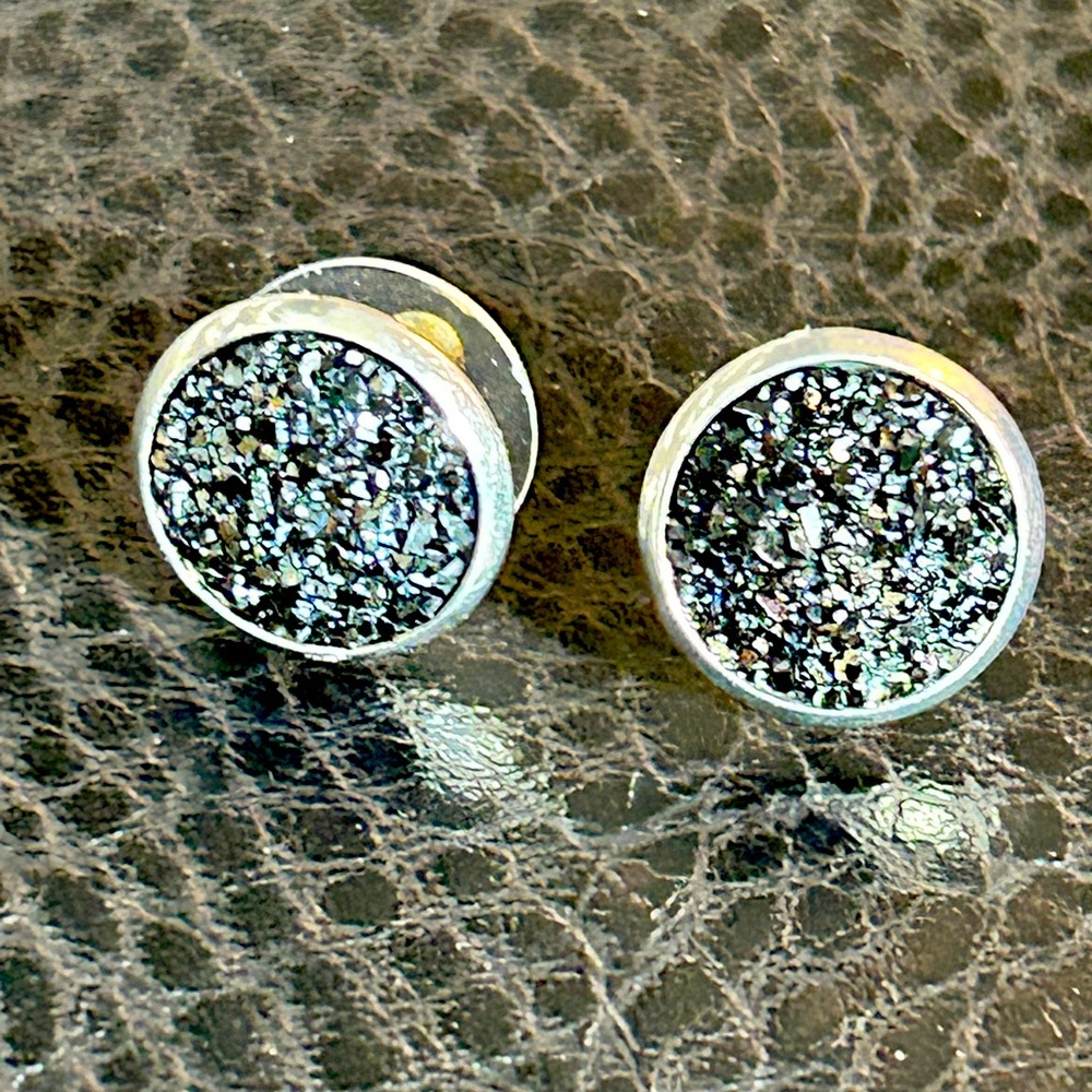 Silpada Vintage Black Druzy Stud Earrings